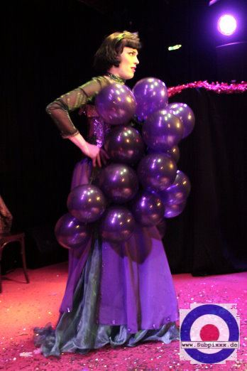 Mama Ulita (D) Ballroom Goes Burlesque - Noels Ballroom, Leipzig - Show II - 25. Februar 2012 (3).JPG